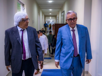 Asiste Rocha Moya a instalación de la Sexagésima Quinta Legislatura