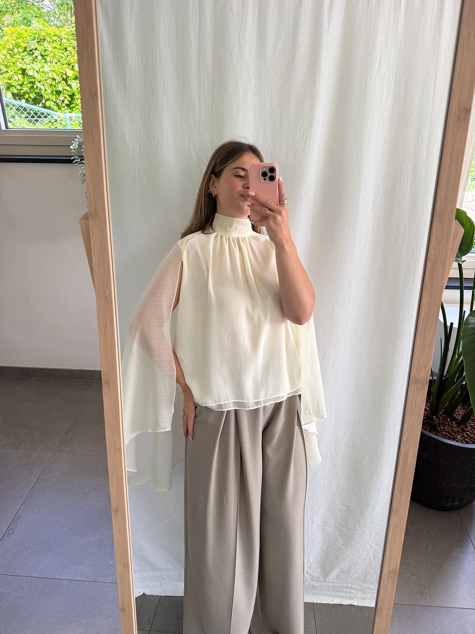 Thumbnail: Eza blouse