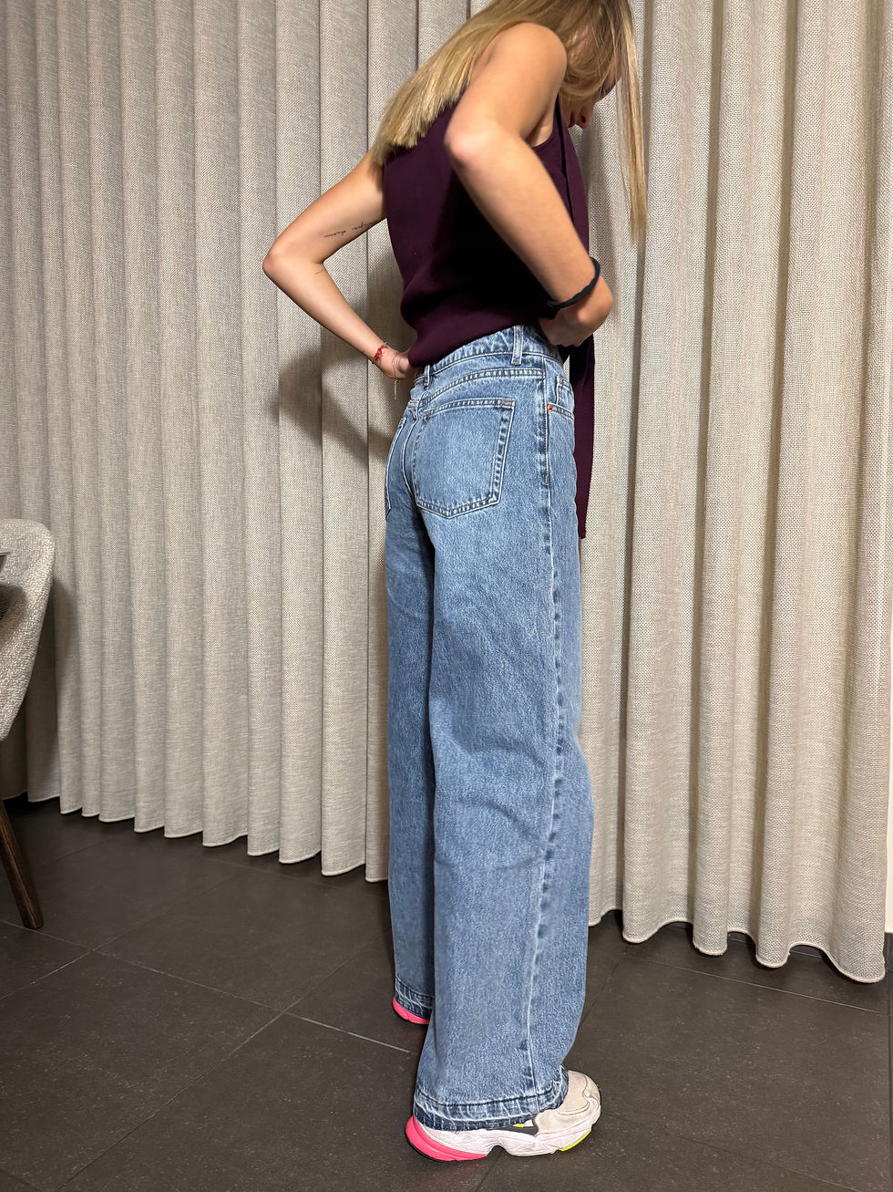 Thumbnail: Bob jeans