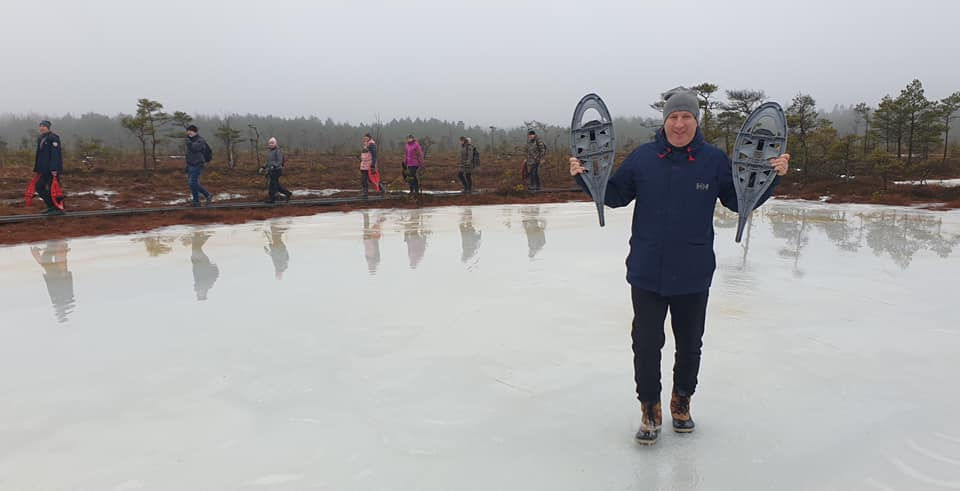 Bog-shoeing