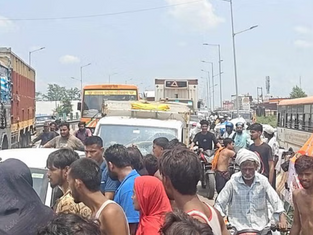 भानियावाला फ्लाईओवर पर हादसा, डिवाइडर से टकराई कांवड़ियों की बाइक, 2 की मौत, 3 घायल