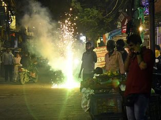 दिवाली पर पटाखों से आग लगने की 66 घटनाएं, समय रहते आग पर पाया काबू