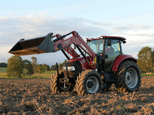 Case IH Farmall 100M
