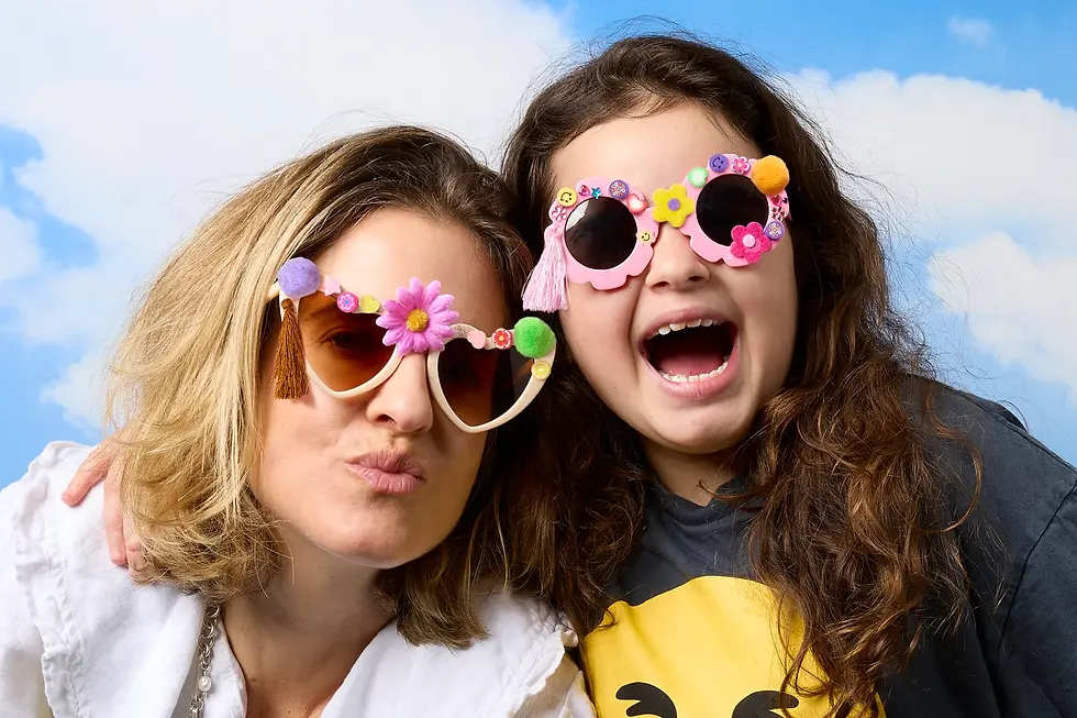 Thumbnail: Decorate Your Own Sunglasses (Kids)