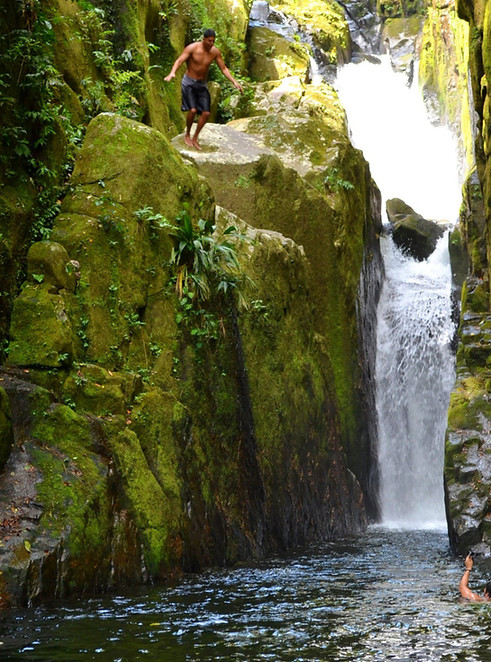 cachoeira do Crepúsculo.jpg