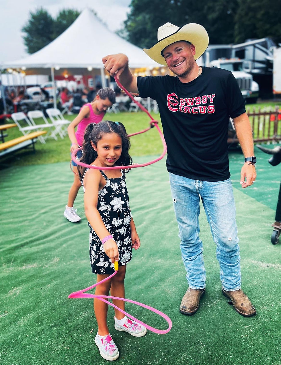 COWBOY CIRCUS - The World's Smallest Rodeo