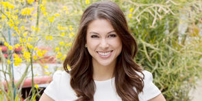 Laur Allen gives fashion advice in a SOAP OPERA DIGEST interview!!