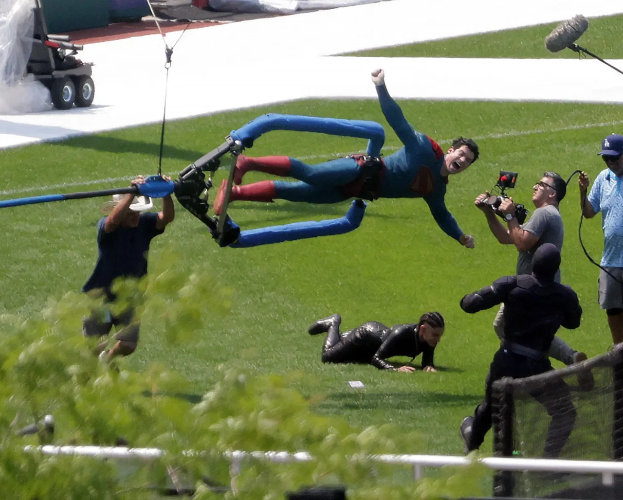 Superman contre "Ultraman" et L'Ingénieur