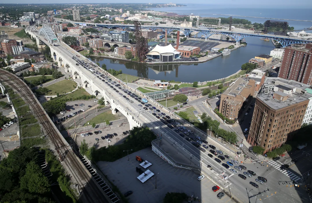 Le tournage sur le Detroit-Superior Bridget