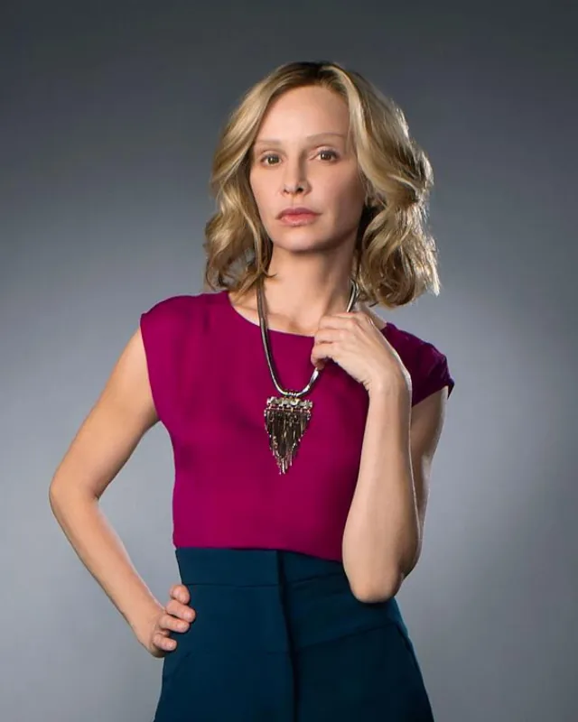 Calista Flockhart dans Supergirl (2015-2021)
