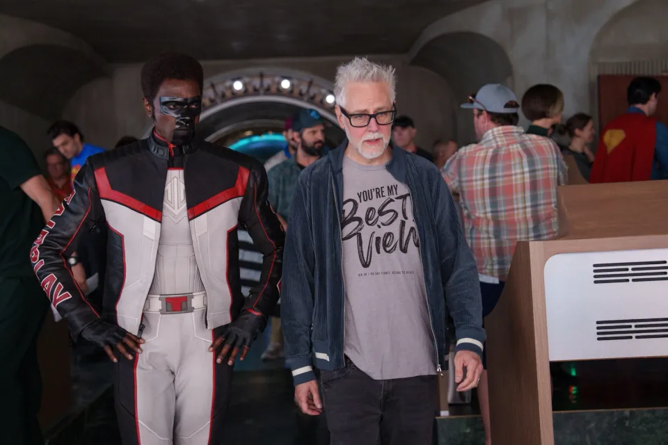 James Gunn et Edi Gathegi/Mister Terrific