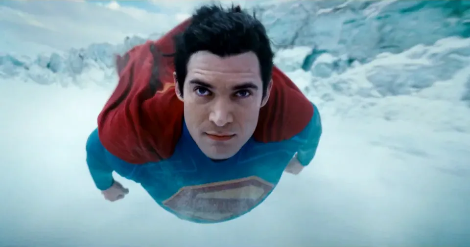 Superman dans les teasers précédents