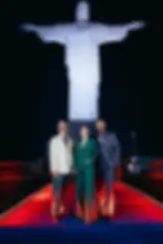 Le trio au pied du Christ du mont Corcovado