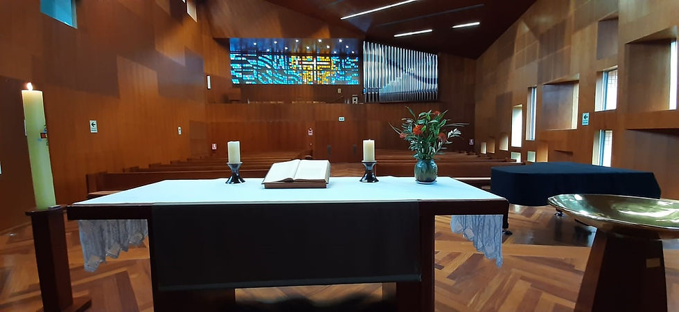 desdeElAltar.jpg