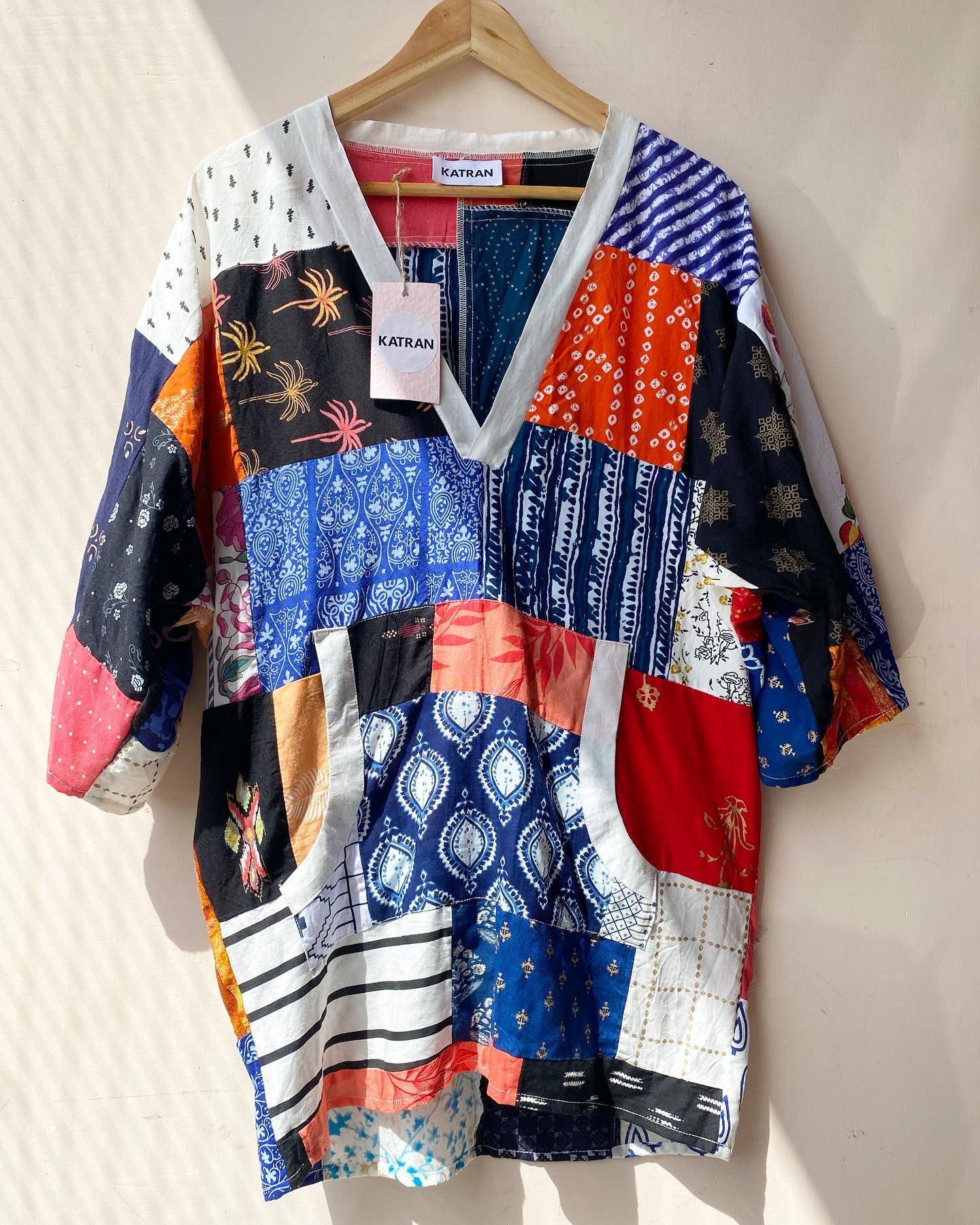 Dropshoulder V neck Cotton Patchwork Shirt with Kangaroo Pockets