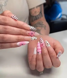 Natural look Gel-X extension manicure with custom nail art in River North Chicago
