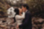 elopement couple kissing