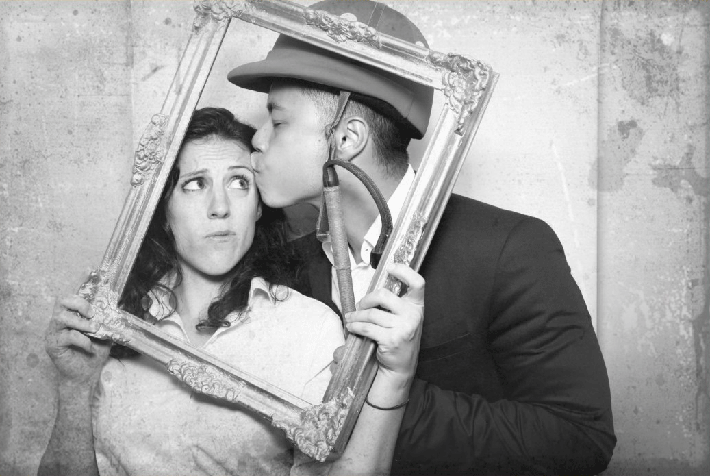 BLACK & WHITE/ VINTAGE EFFECT