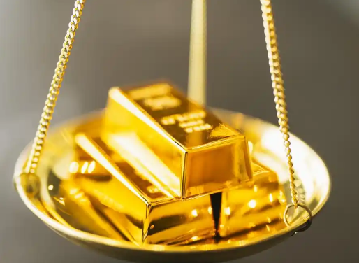 銀行理財“搶購潮”與黃金資產“避險熱”:2025年6月投資理財市場深度觀察