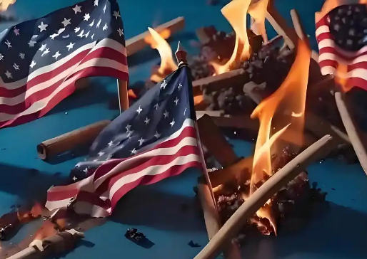 美聯儲利率決議引發全球市場震盪：美元高估風險與黃金避險熱潮交織