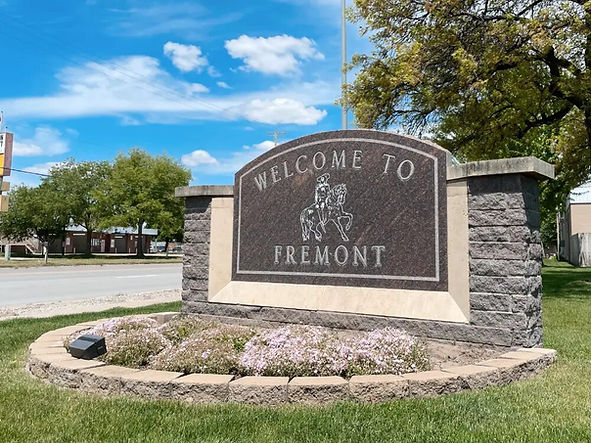 Welcome to Fremont NE stone city entrance sign