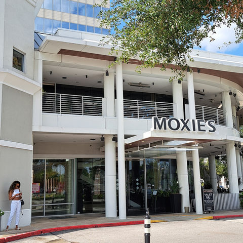 Moxies