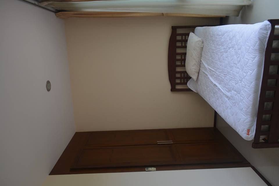 009.jpg