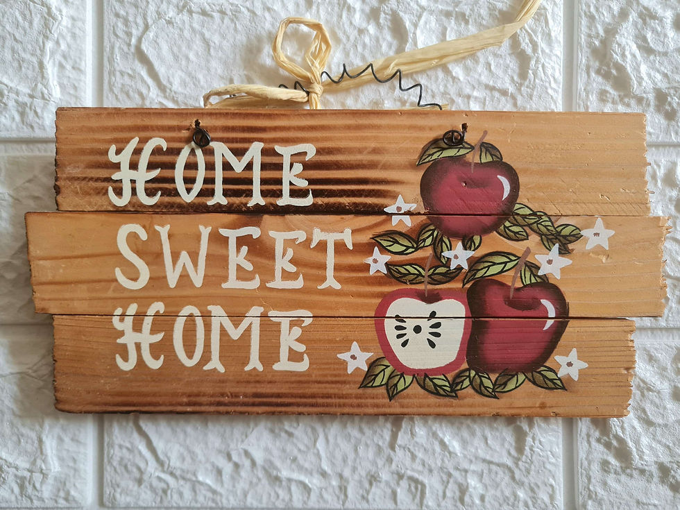 תמונה ממוזערת: שלט עץ עם תפוחים- Home Sweet Home