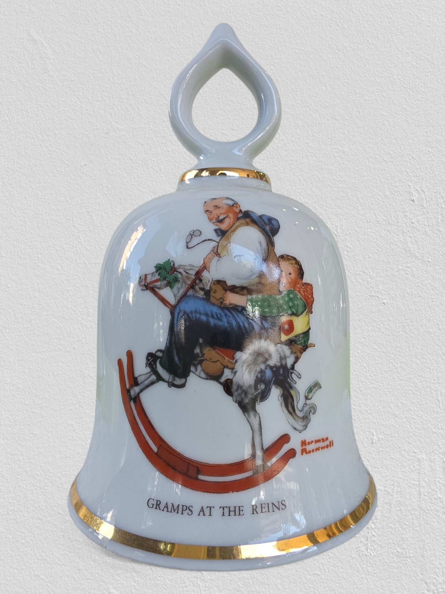 פעמון נורמן רוקוול - סבא והמושכות (1979)