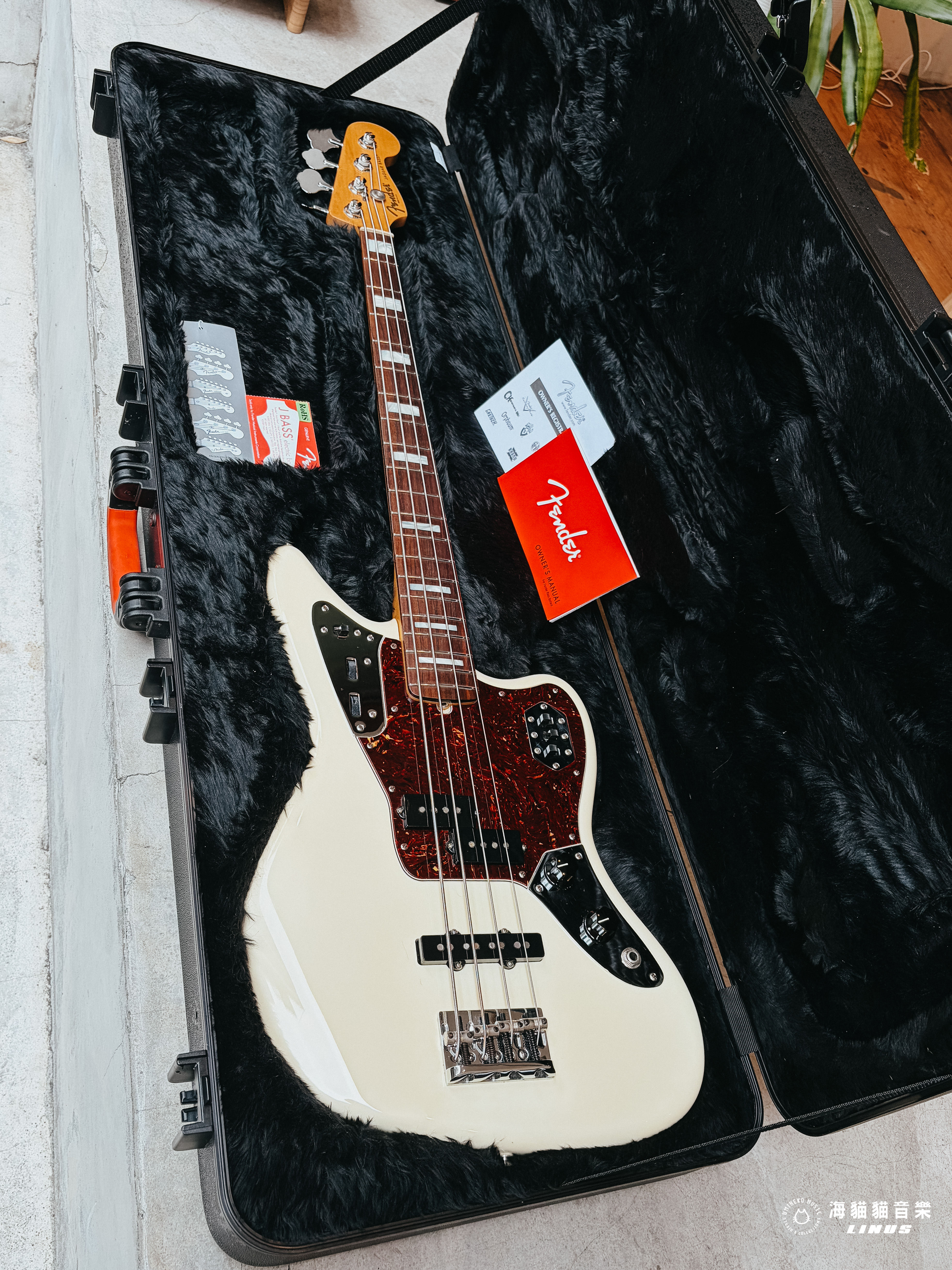 《稀有》Fender American Standard Jaguar Bass Olympic White