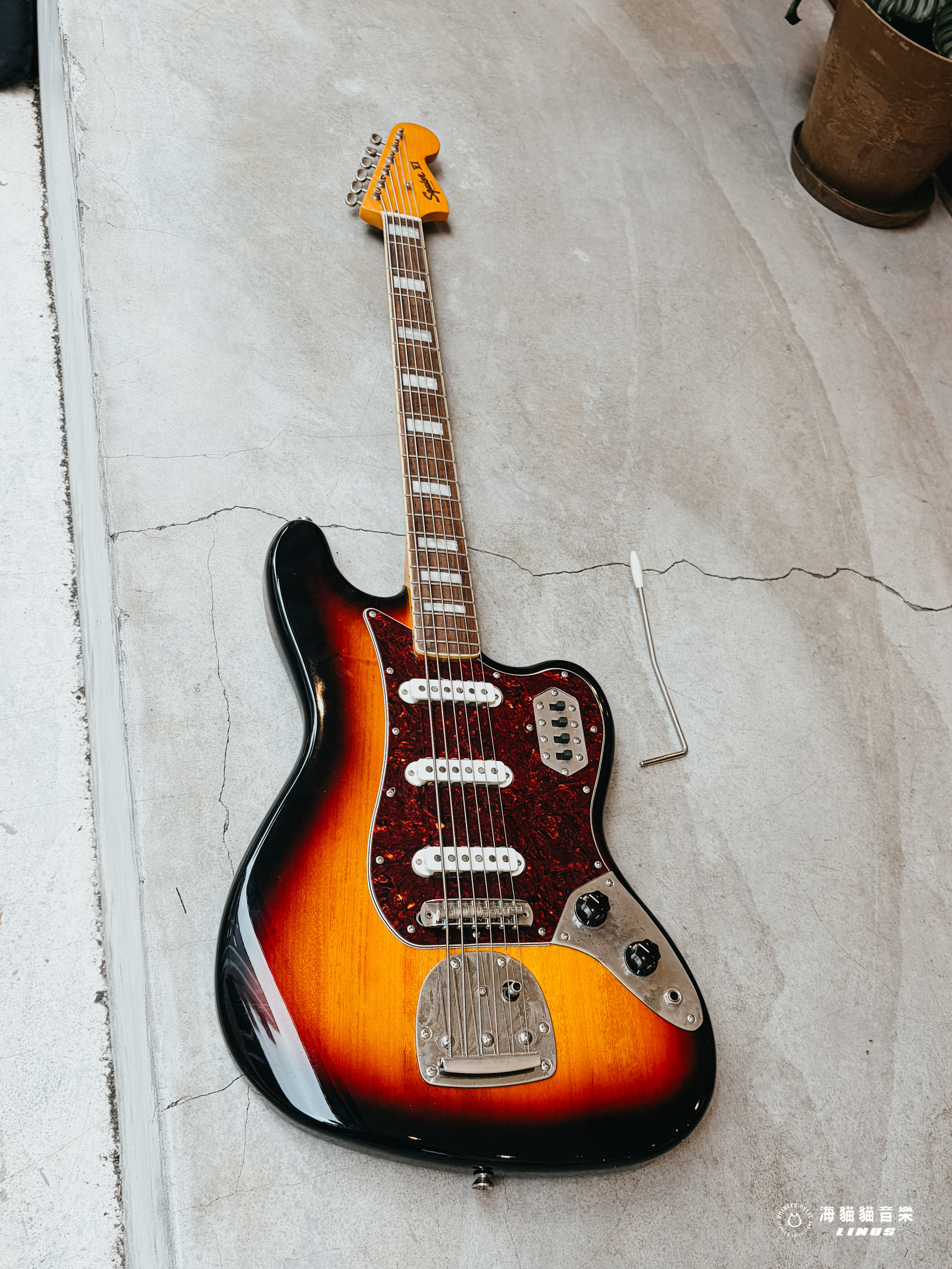 《貝斯吉他!》Squier Classic Vibe Bass VI Sunburs