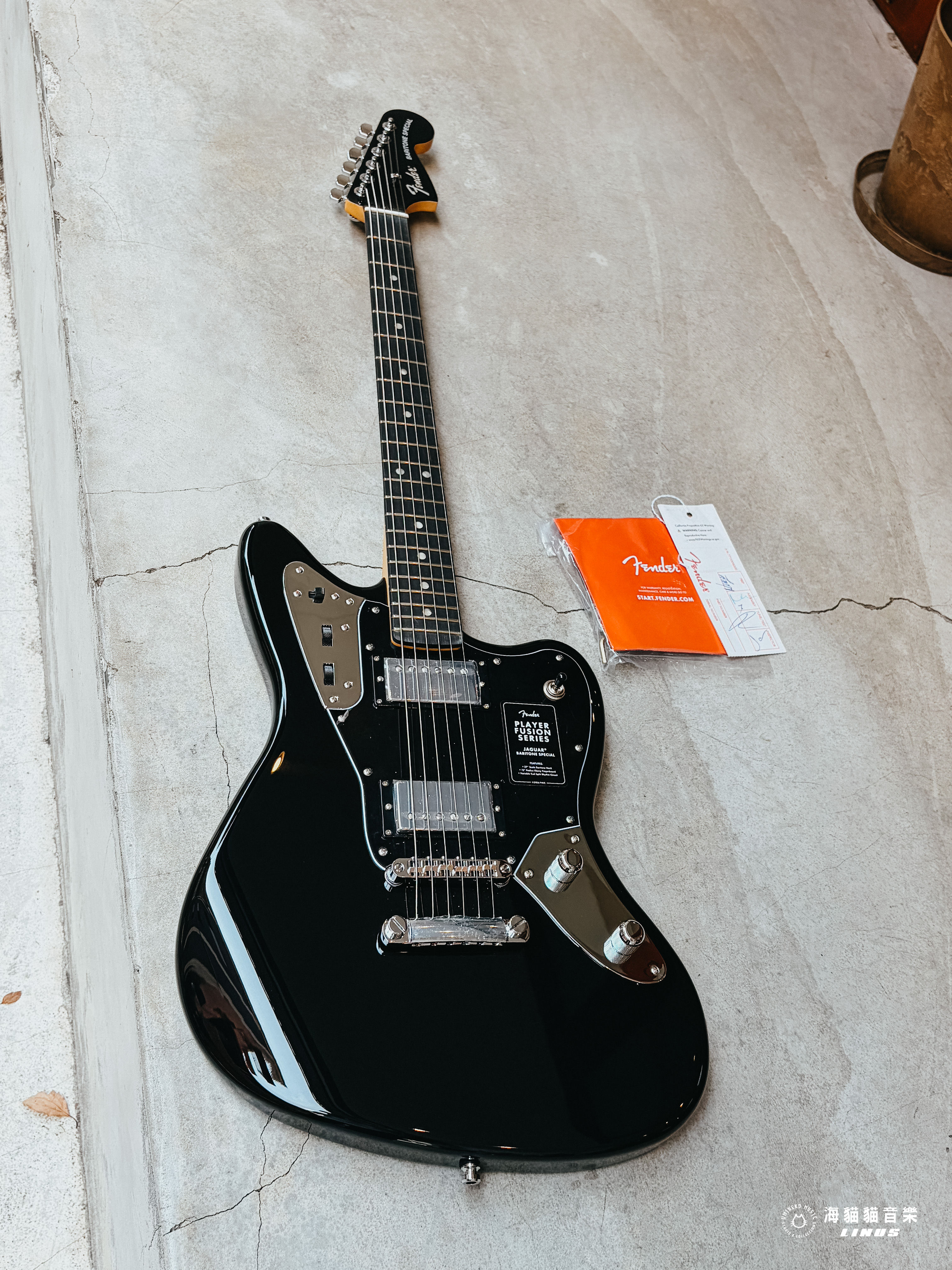 《中音!》Fender Limited Edition Player Fusion Jaguar Baritone