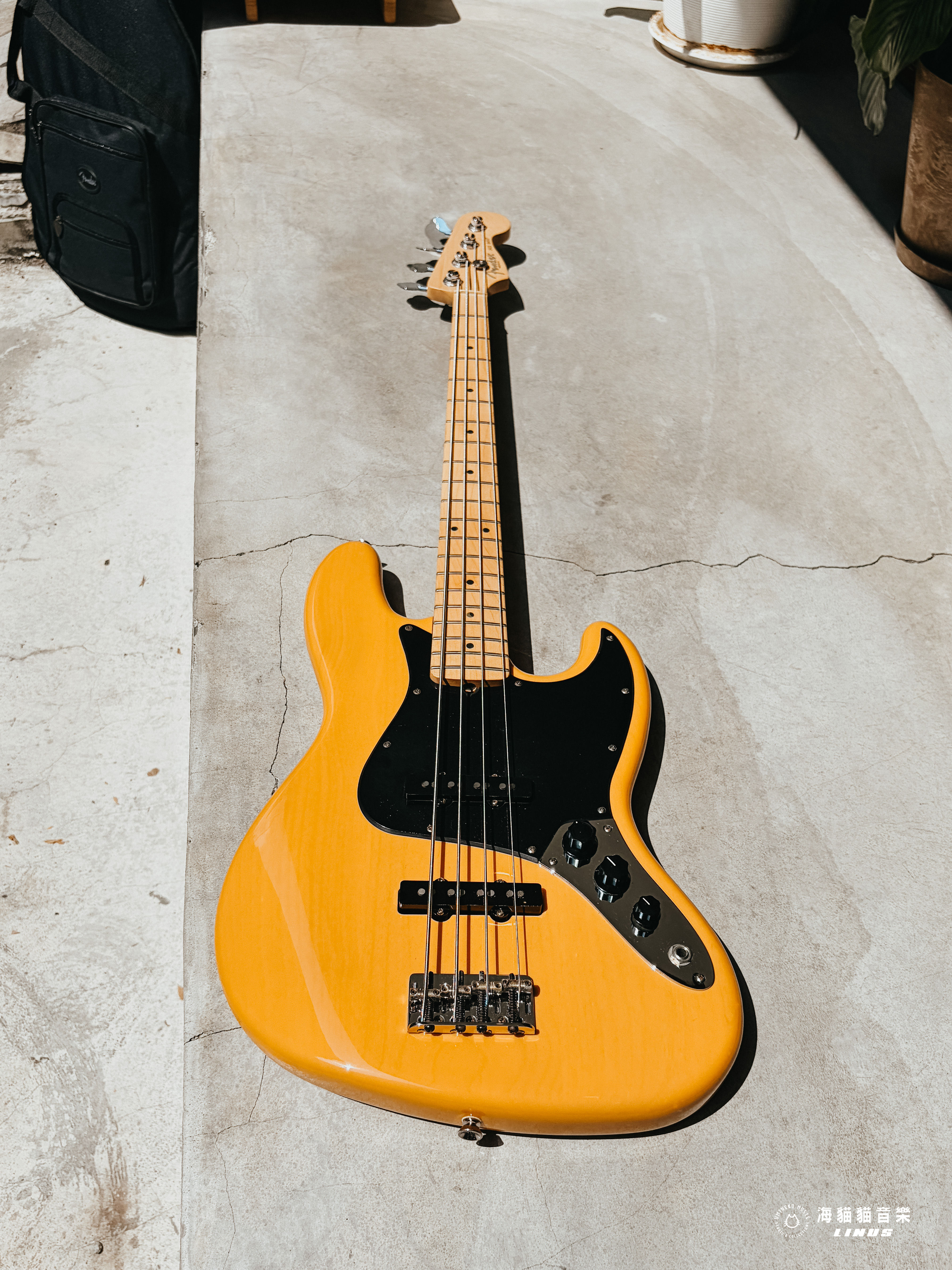 Fender USA / American Jazz Bass Butterscotch Blonde w/S1 Switch