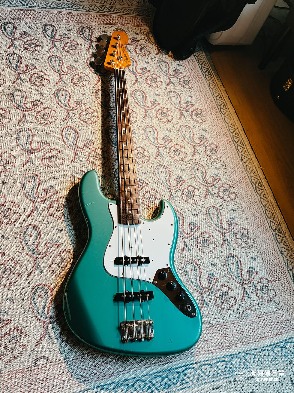縮圖：《特價》Fender Japan JB-62 Jazz Bass Ocean Turquoise Metallic
