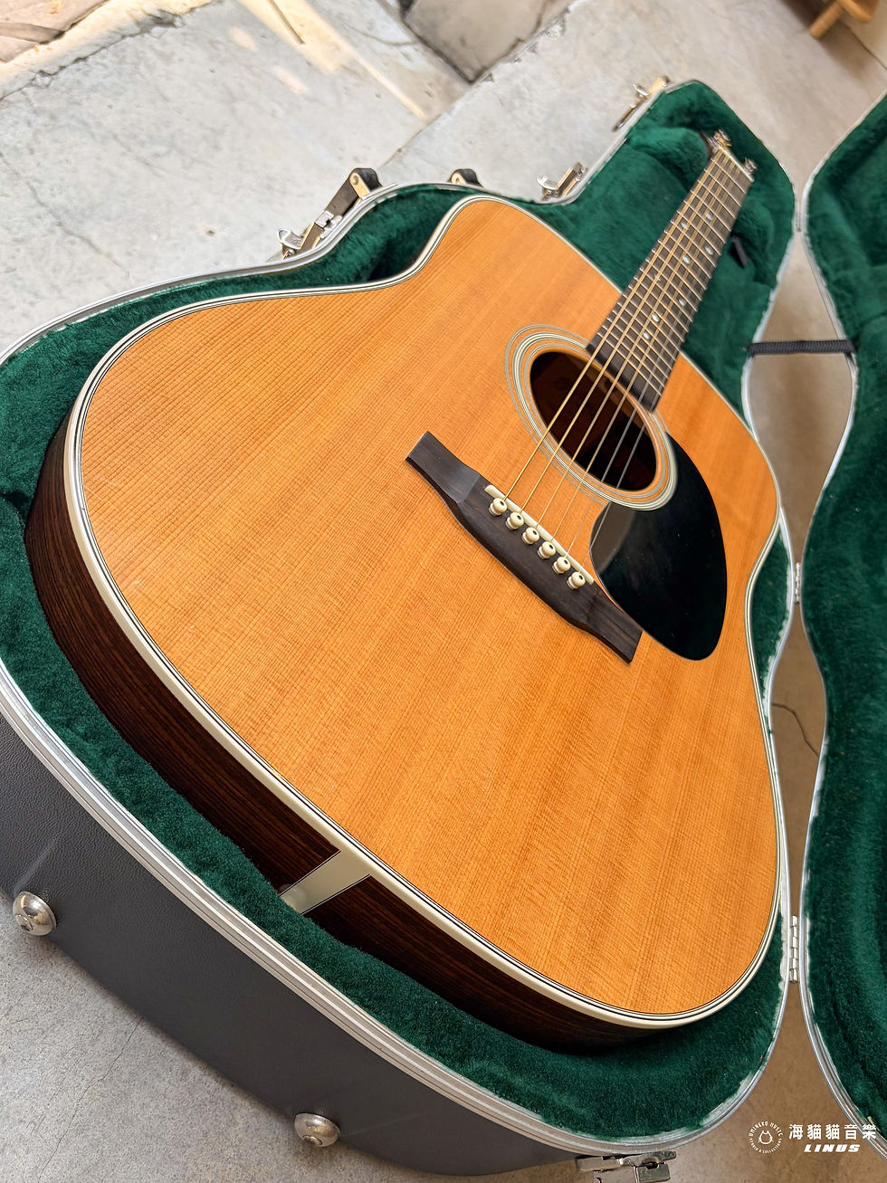 縮圖：Martin D-28 '2009