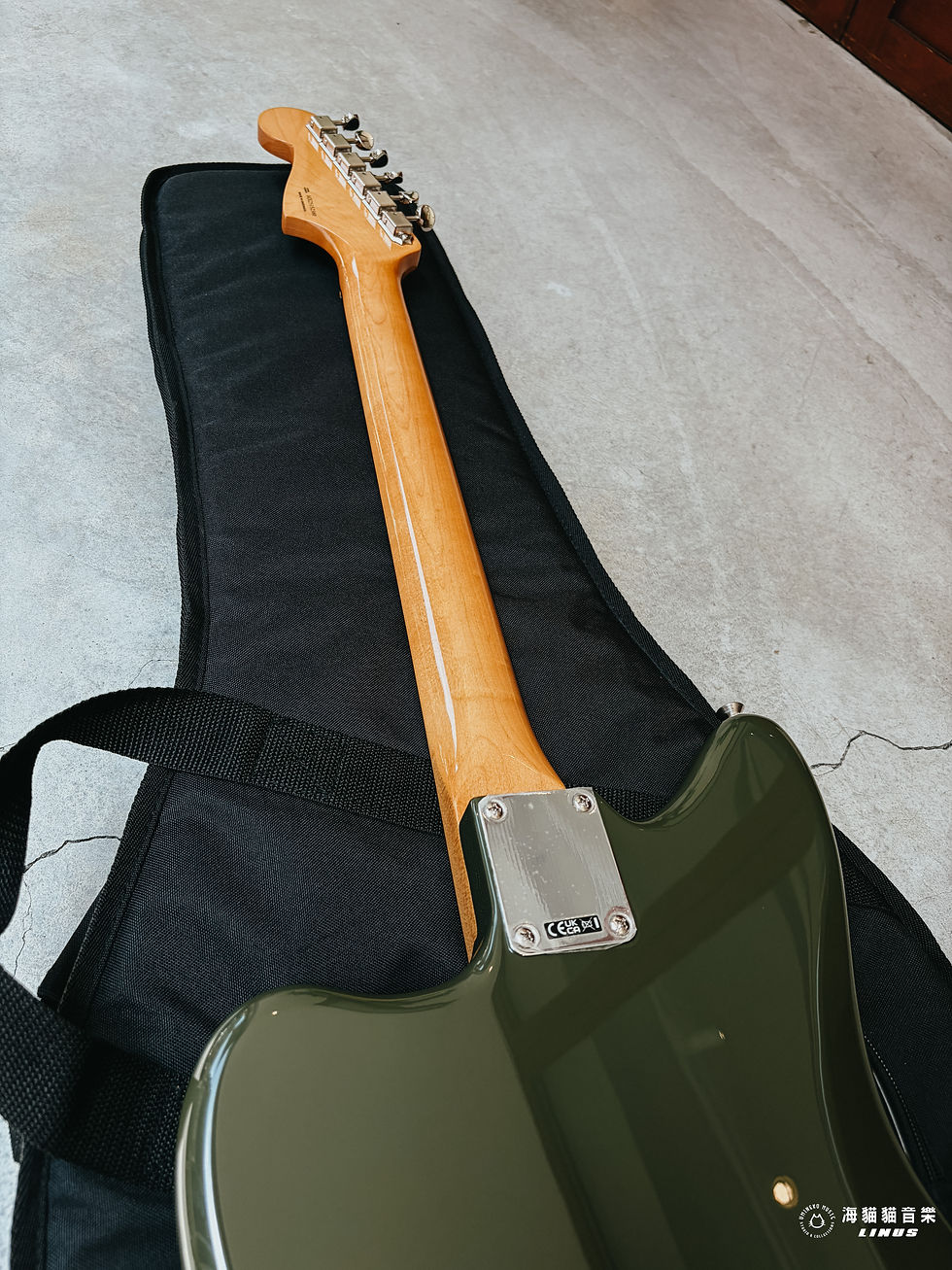 縮圖：《限定》Fender Vintera II ’50s Jazzmaster Limited Edition Olive