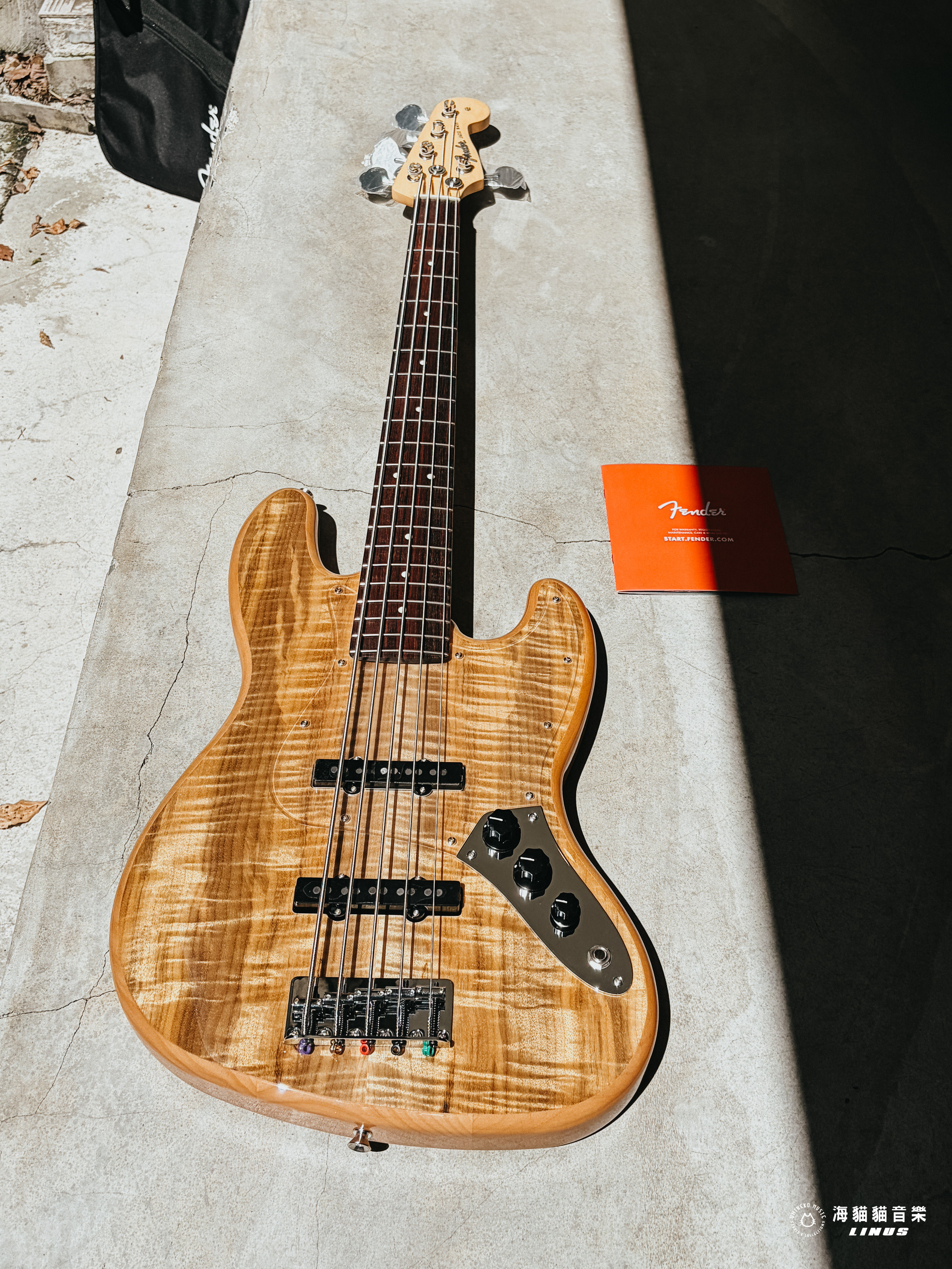 《五弦!》Fender Made in Japan FSR Hybrid II Jazz Bass V Myrtle Top Alder Back Natura