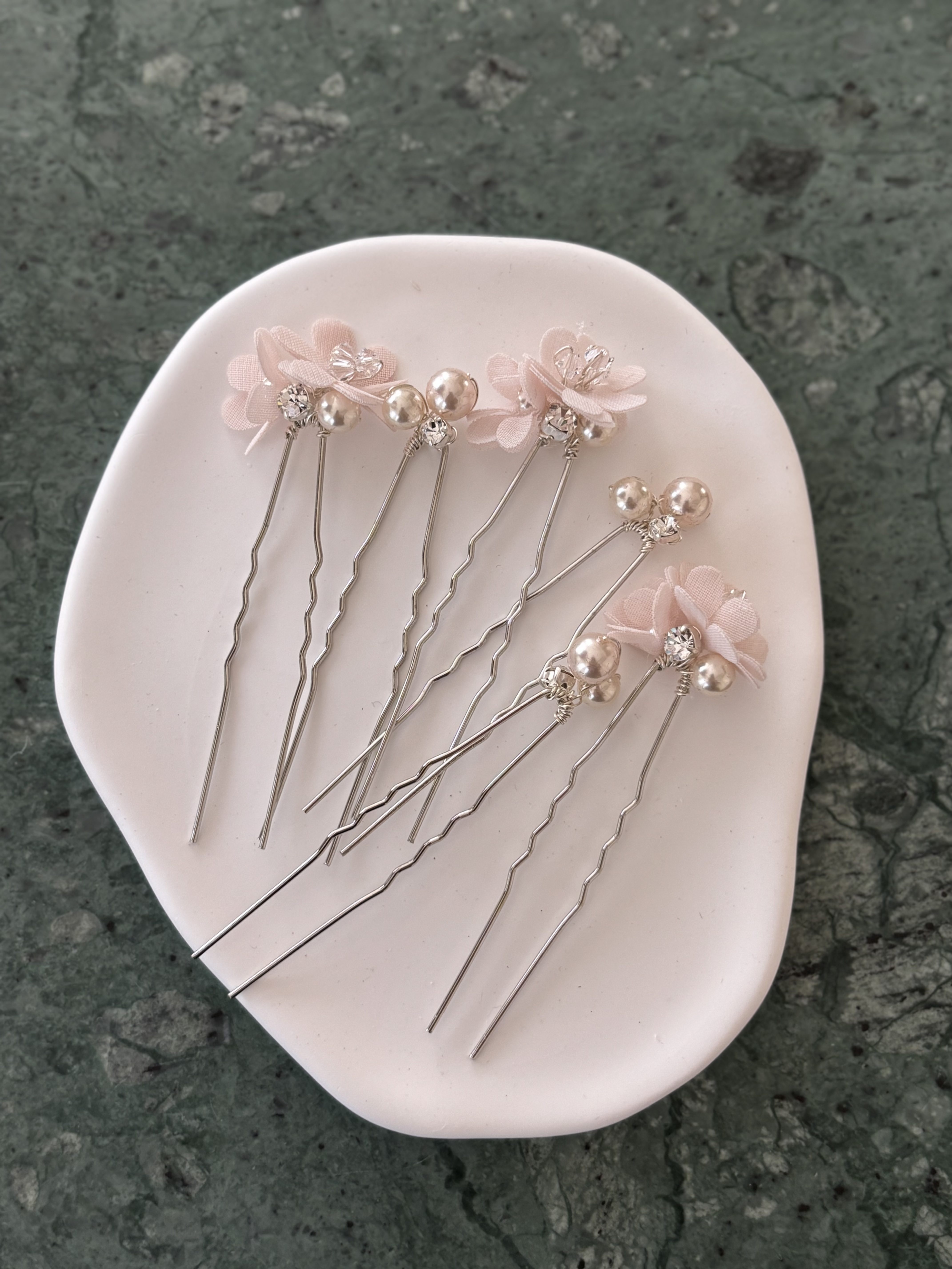 Floral Pearl Hairpins (Set of 6)