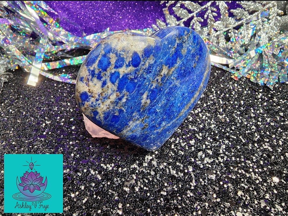 Thumbnail: Lapis lazuli heart