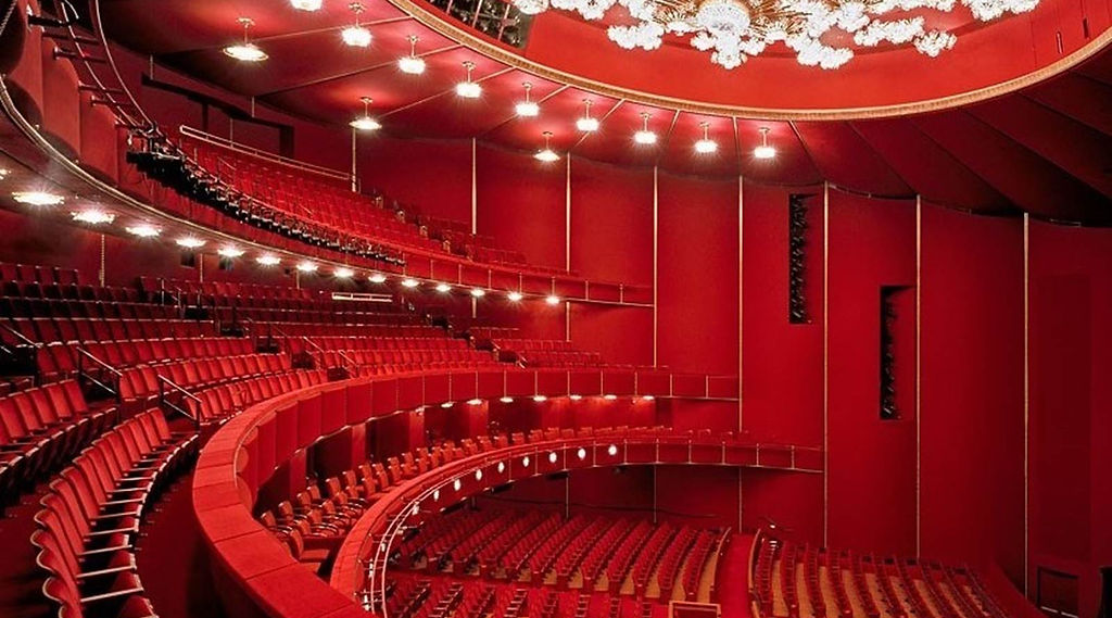 Tuning Into Opera Lyn and Tom's website | opera appreciation