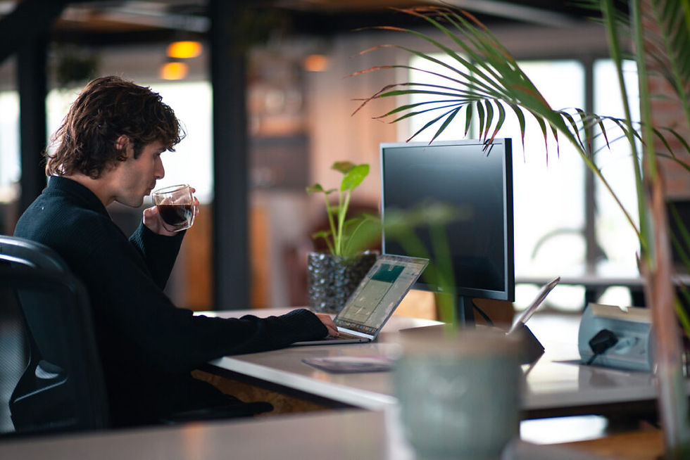 hotdesk-workspace-closeup-namibia-coworking-1024x683.jpg