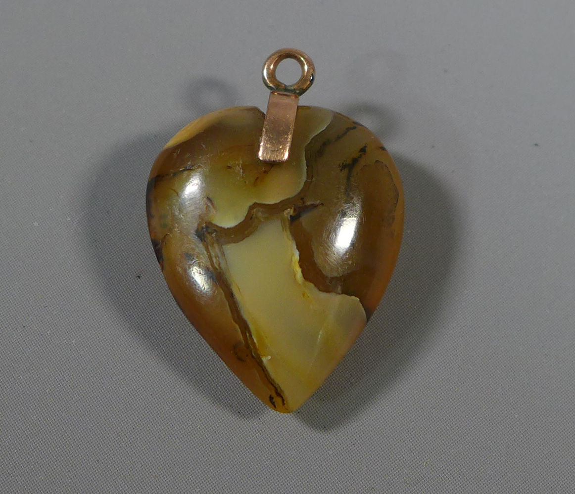 Antique Victorian Gold Mounted Carved Agate Heart Shaped Pendant #1