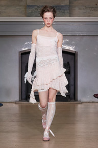 Yuhan Wang SS25 "The Rose Fist"