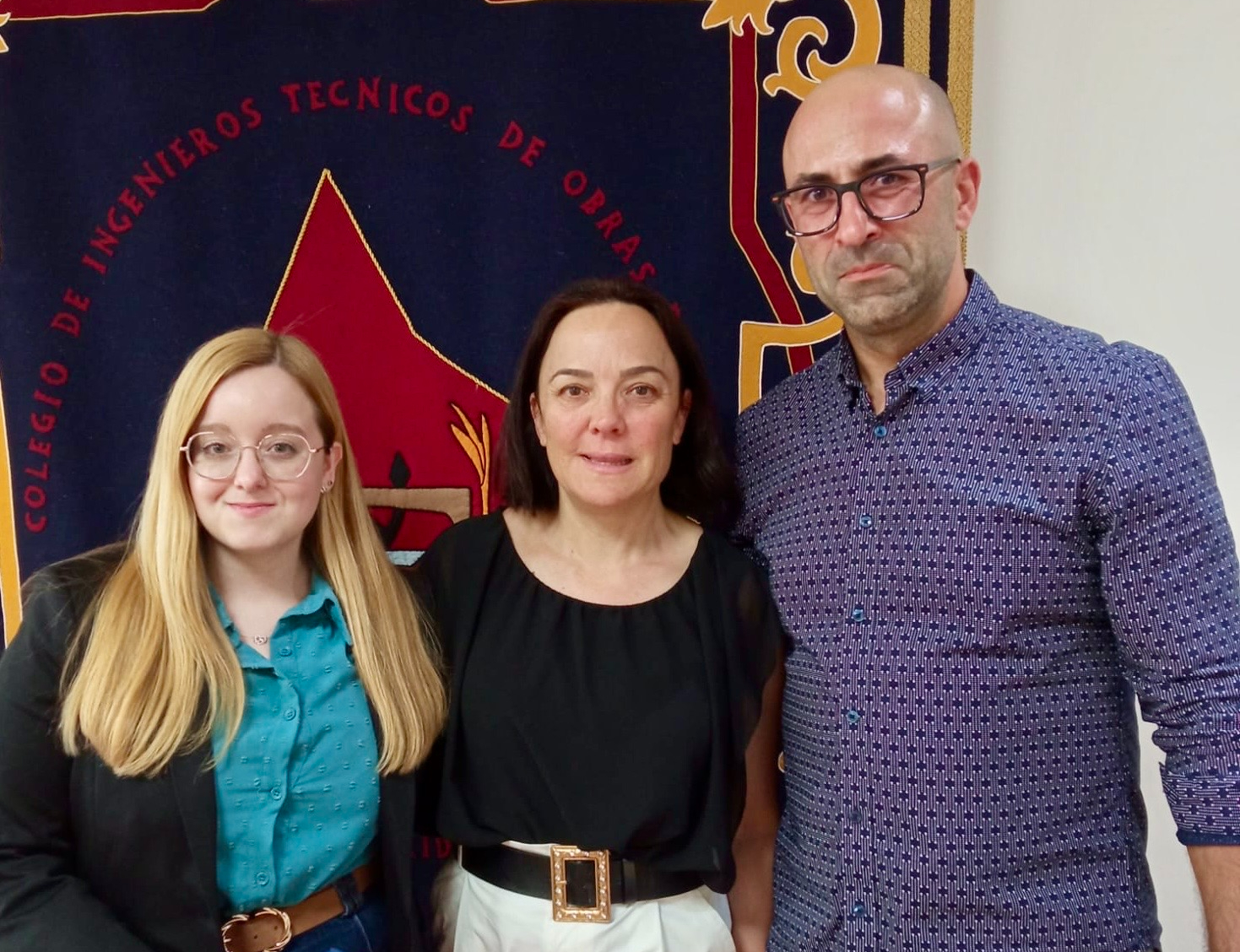 DOS ABONOTEATROS ANUALES PARA LOS COLEGIADOS DEL CITOP MADRID