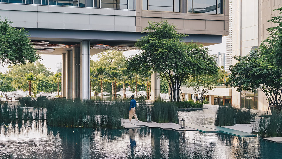 รีวิว Four Seasons Bangkok at Chao Phraya River โฟร์ซีซั่นส์ กรุงเทพฯ ริมแม่น้ำเจ้าพระยา รีวิวโรงแรม Staycation in Bangkok Best hotel in Bangkok โรงแรมน่านอนในกรุงเทพ เพจรีวิวโรงแรม Thai travel blogger luxury resort hotel in Bangkok