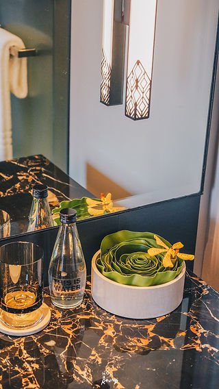 รีวิว Four Seasons Bangkok at Chao Phraya River โฟร์ซีซั่นส์ กรุงเทพฯ ริมแม่น้ำเจ้าพระยา รีวิวโรงแรม Staycation in Bangkok Best hotel in Bangkok โรงแรมน่านอนในกรุงเทพ เพจรีวิวโรงแรม Thai travel blogger luxury resort hotel in Bangkok
