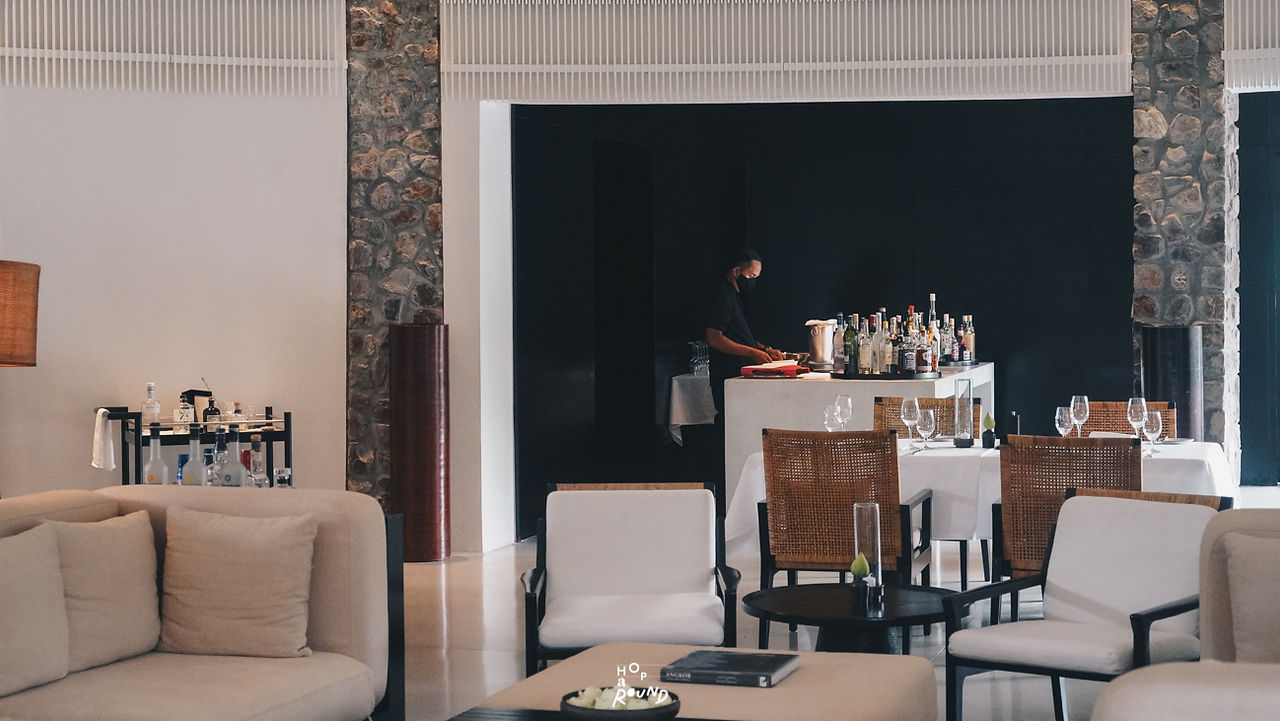 Amansara Closer to home รีวิวอมันสรา เสียมเรียบ กัมพูชา Amansara: Closer to home ยลนครวัดแบบ Ultra-Exclusive กับข้อเสนอสุดพิเศษที่ hoparound.co เท่านั้น Best rate ลดราคา รีวิวอมันสรา amansara ราคาคนไทย อมันสรา โปรโมชั่น โปรคนไทย thai rate รีวิว รีวิวโรงแรมในกัมพูชา รีวิวรีสอร์ท รีวิวเสียมราฐ เสียมเรียบ นอนไหนดี ที่พักในเสียมเรียบ AMANSARA AMANOI AMAN RESORTS AMAN BRAND AMANSARA AMANSARA เที่ยวเสียมเรียบ เสียมราฐ เมืองเสียมราฐ โรงแรมน่าพัก รีวิวรีสอร์ท รีวิวอมัน เสียมราฐ โปรโมชั่น โรงแรม โปรโมชั่นรีสอร์ท