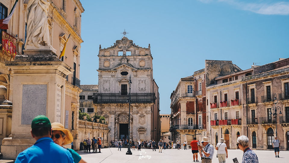 Ponant Review syracuse sicily Luxury Expeditions รีวิวเรือ Ponant เที่ยวเรือสําราญ ล่องเรือ เที่ยวเรือ ทะเลเมดิเตอร์เรเนียน The Mediterranean Cruises hoparound.co Luxury Cruises เที่ยวยุโรป Europe Italy  offer best deal ponant best price agent