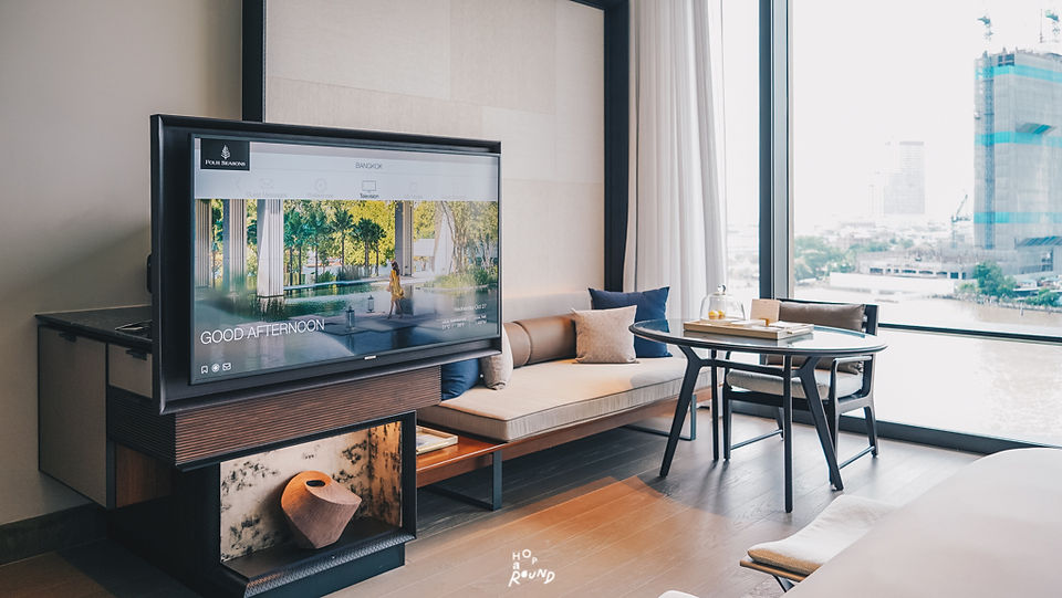 รีวิว Four Seasons Bangkok at Chao Phraya River โฟร์ซีซั่นส์ กรุงเทพฯ ริมแม่น้ำเจ้าพระยา รีวิวโรงแรม Staycation in Bangkok Best hotel in Bangkok โรงแรมน่านอนในกรุงเทพ เพจรีวิวโรงแรม Thai travel blogger luxury resort hotel in Bangkok