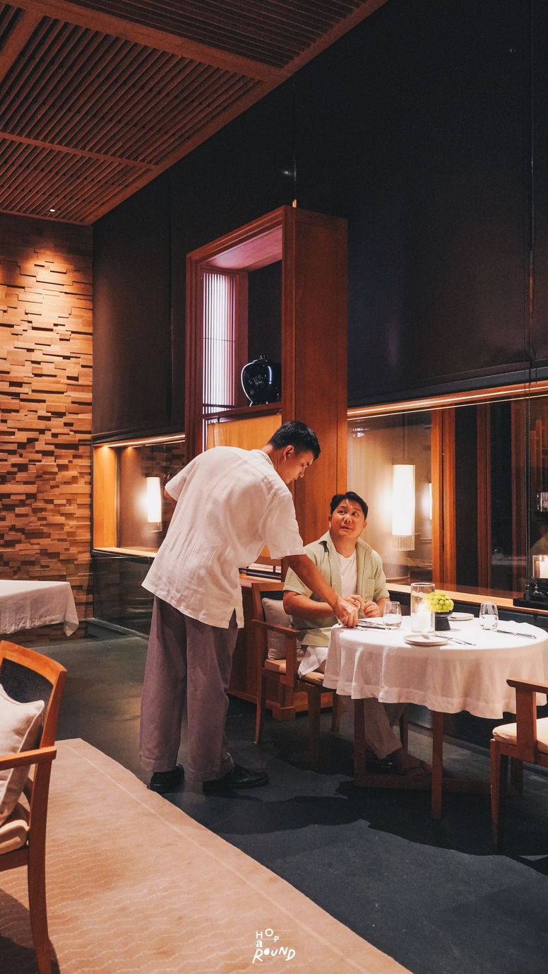 Afternoon Tea รีวิว Amanoi โปรโมชั่น Amanoi ราคาคนไทย อมันนอย ราคาพิเศษ Amanoi Discover exclusive packages on offer at Amanoi in Ninh Thuan, Vietnam. Exclusive trips รีสอร์ทน่าพักในเวียดนาม Luxury Resort Aman Resort Review วิธีไป Amanoi ก ไฟลท์บินไปญาจาง บินไปญาจาง amanoi vietnam Overlooking Vinh Hy Bay Aman Resorts รีสอร์ทหรูเวียดนาม Thai Resident Rate Amanoi